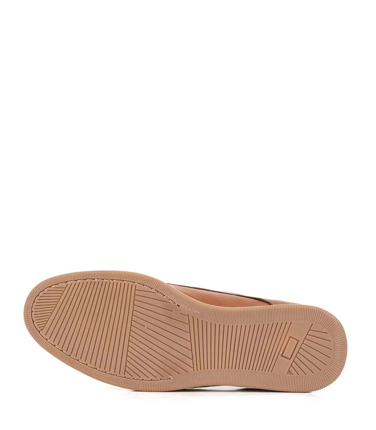 Zapatos de líneas simples en cuero, suela camel — imagen 3