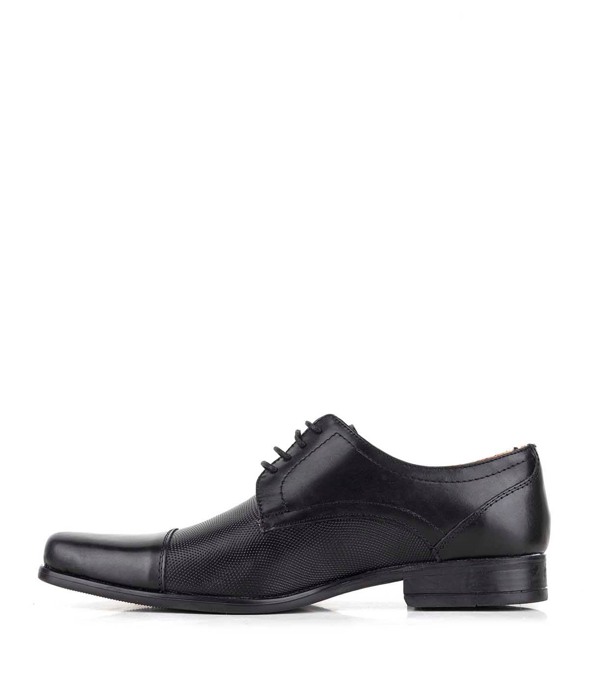 Zapatos de vestir de cuero negro acordonados — imagen 2