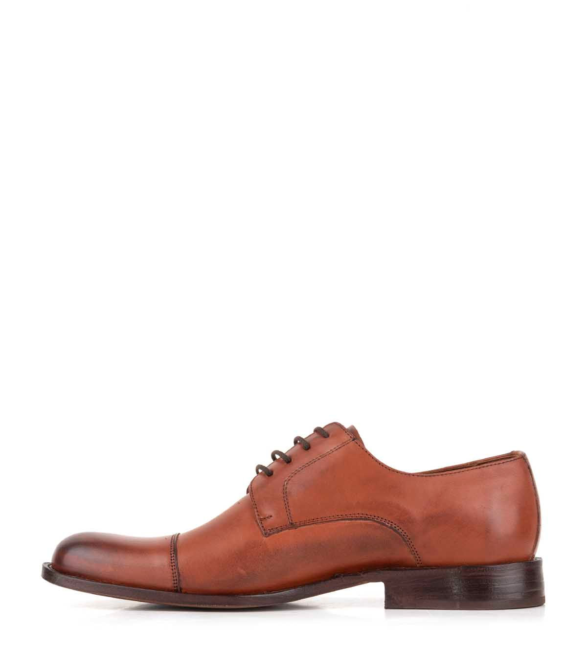 Zapatos de vestir con recortes en suela oscuro — imagen 2