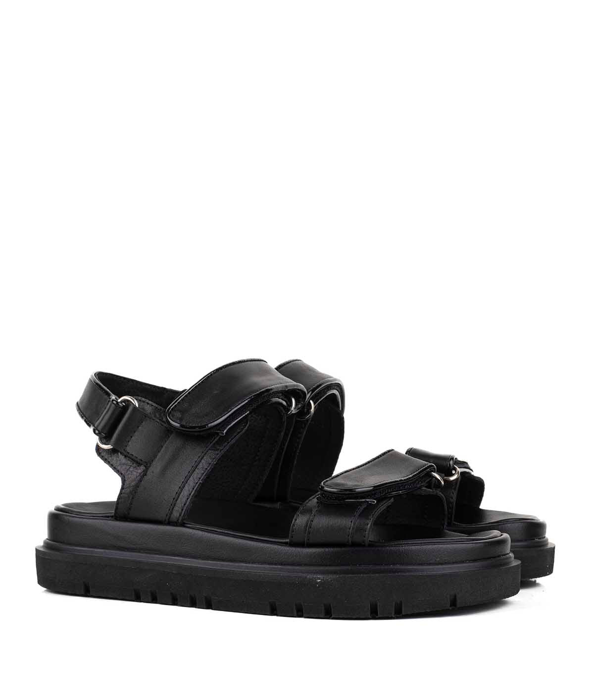 Sandalia urbana de cuero con velcro Batistella — imagen 4
