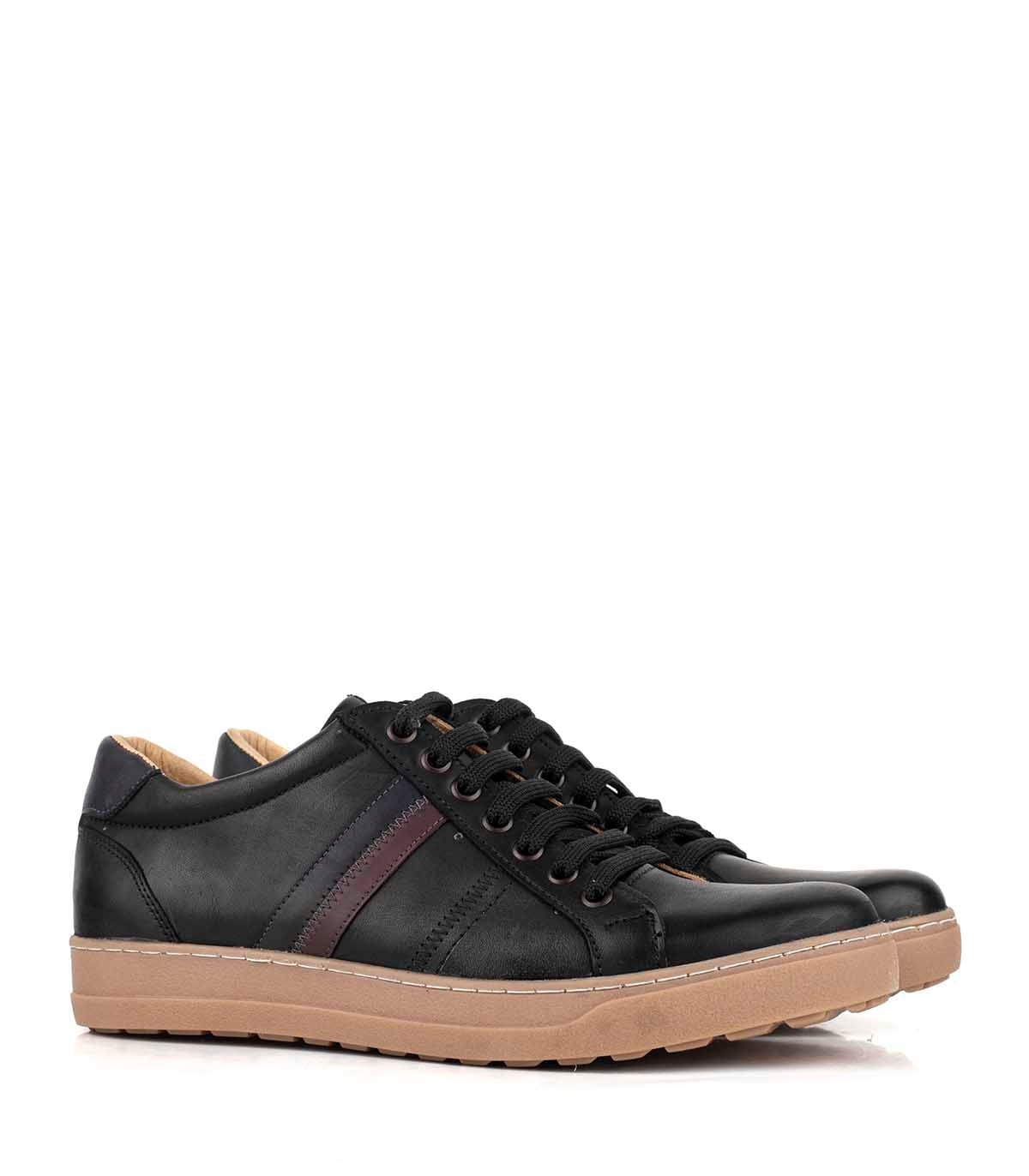 Zapatilla urbana de cuero con detalle lateral Batistella — imagen 3