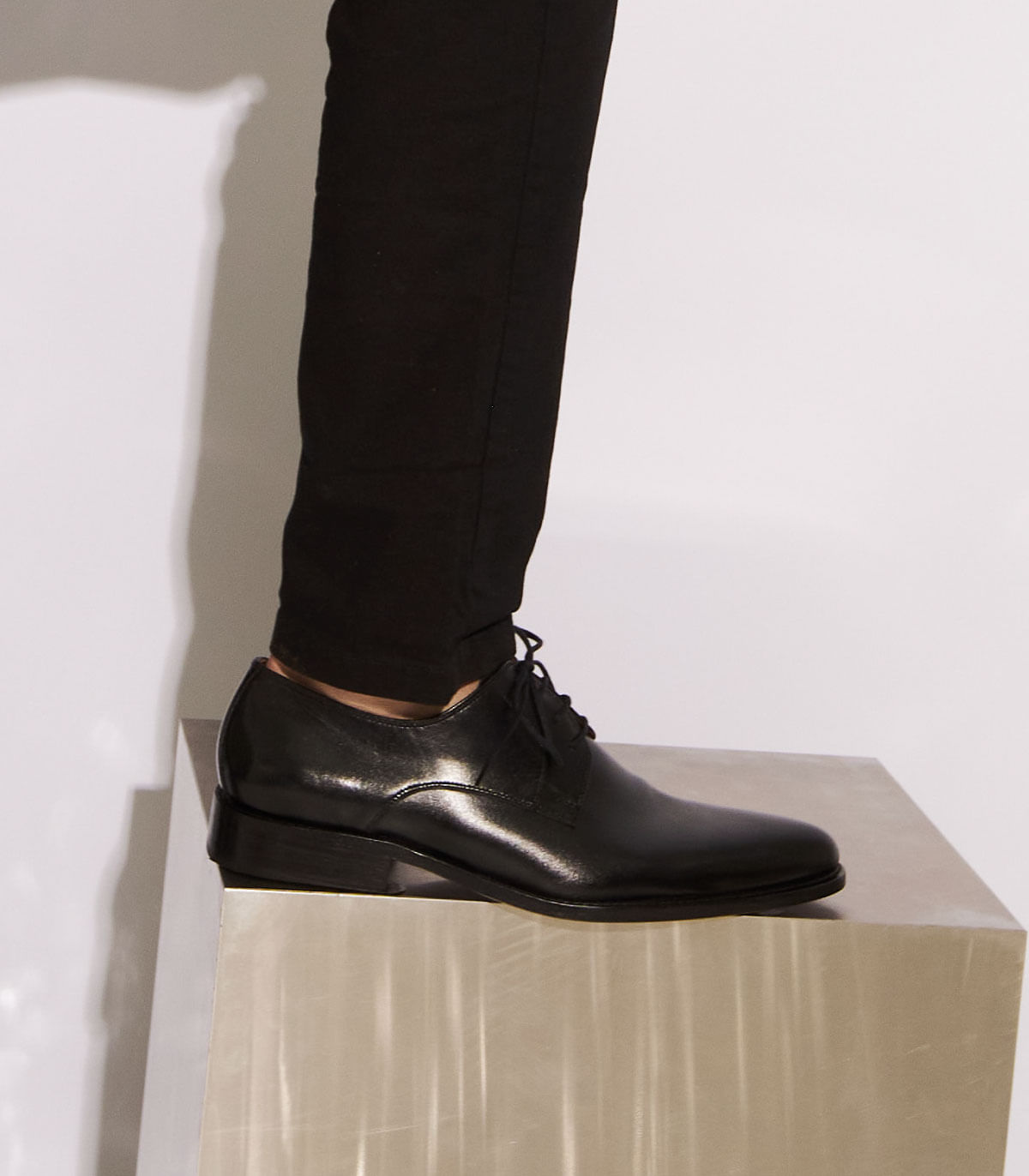 Zapatos de vestir acordonados en cuero