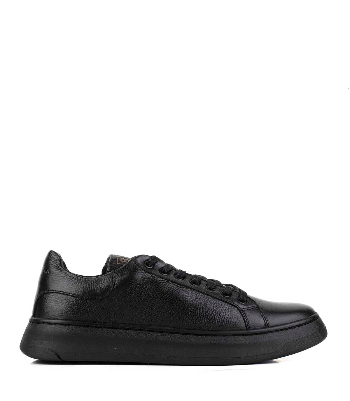 Zapatilla urbana de cuero lisa Batistella