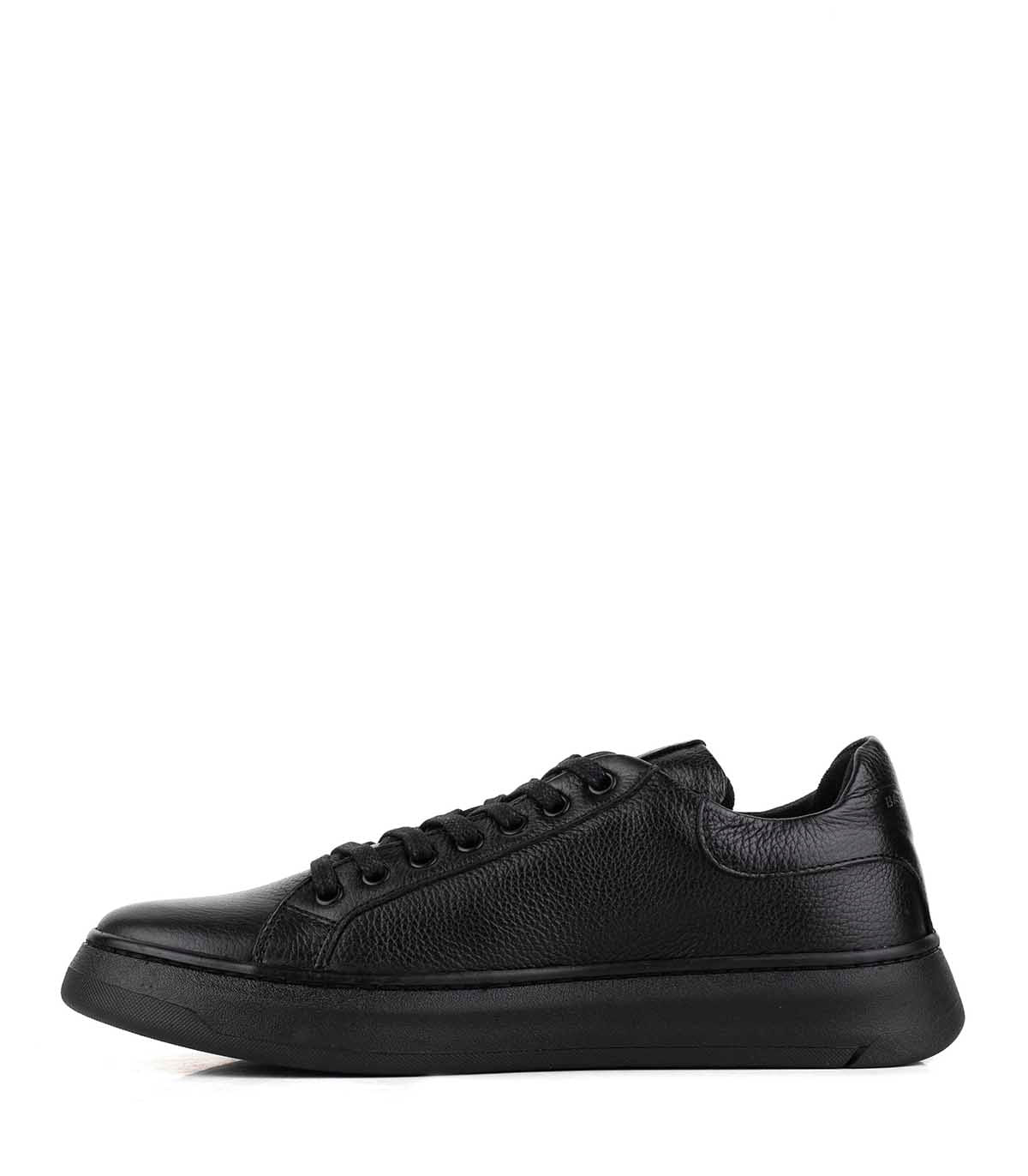 Zapatilla urbana de cuero lisa Batistella — imagen 2
