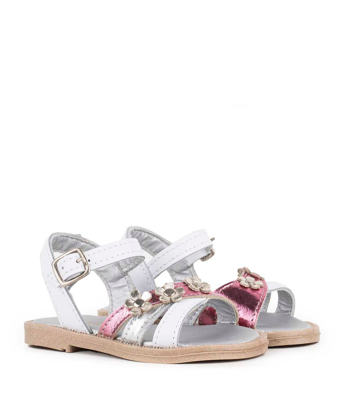 Sandalia de cuero con flores metálicas — imagen 4