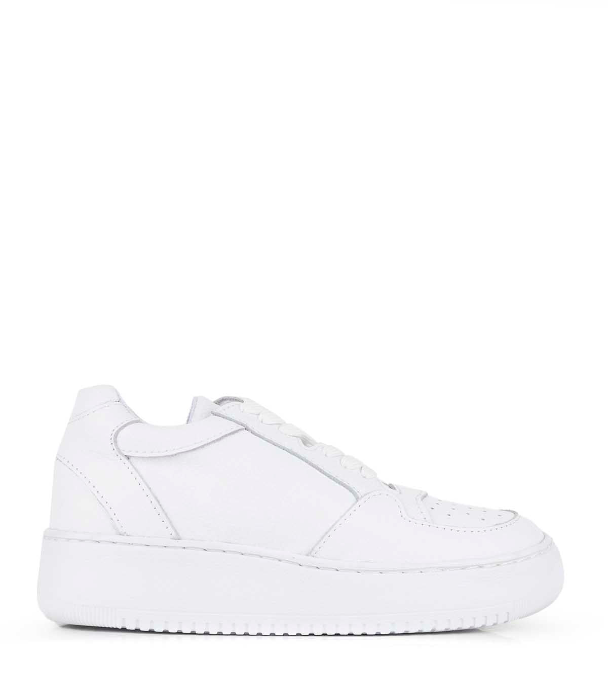 Zapatillas urbanas de cuero con base ancha