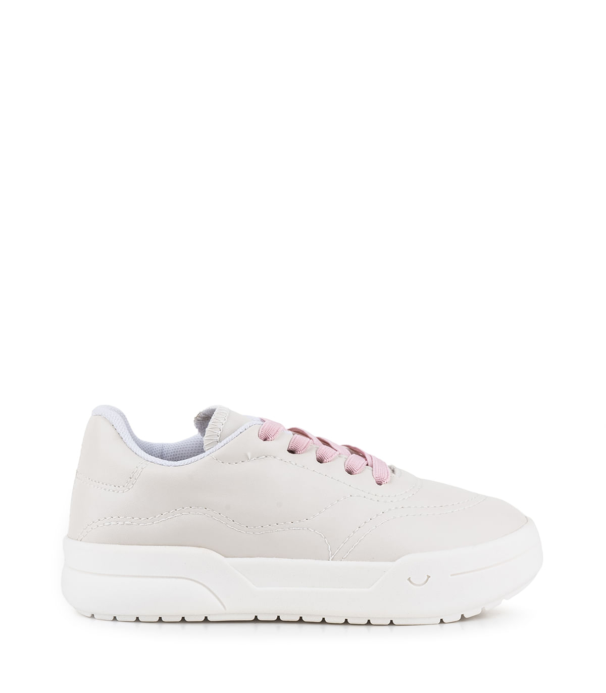 Zapatillas simil urbanas con cordones
