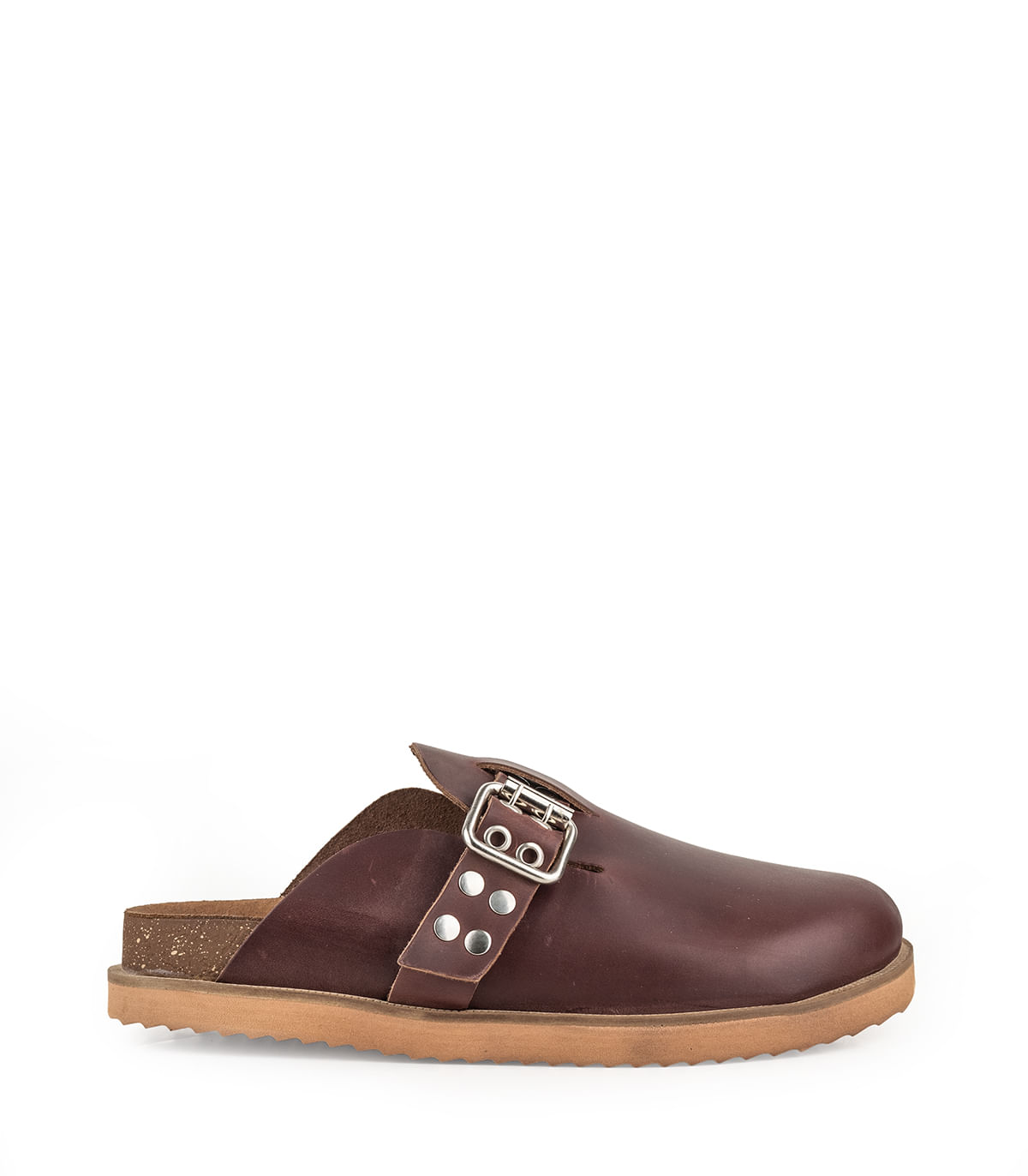 Zuecos de cuero con hebilla y tachas — imagen 2