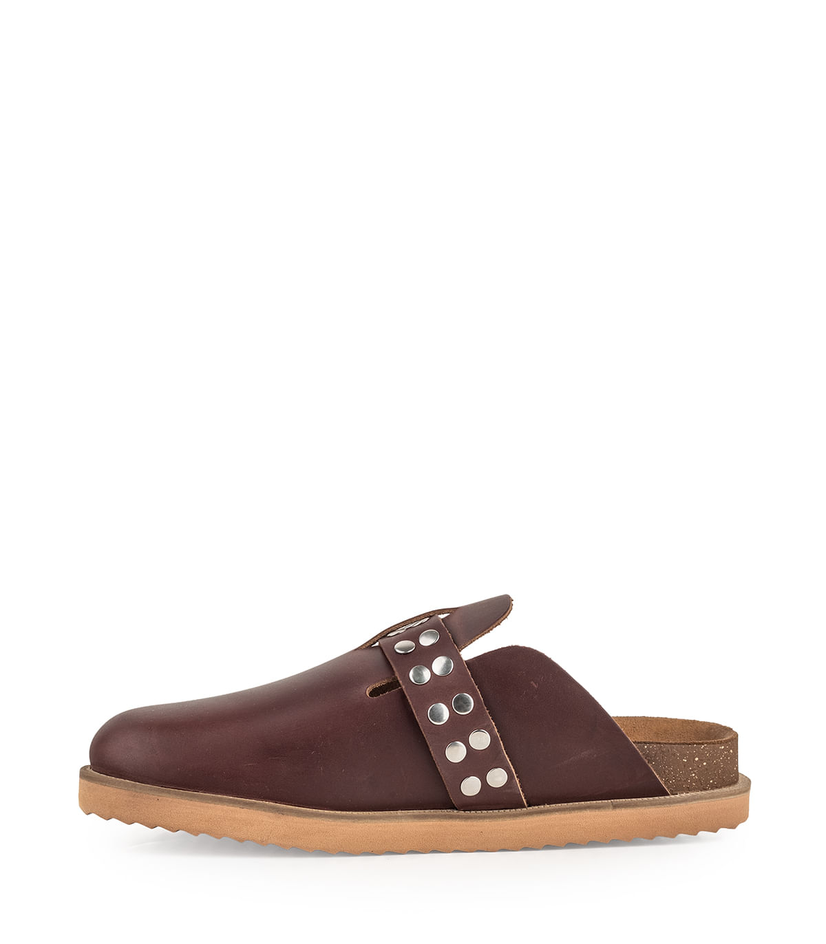 Zuecos de cuero con hebilla y tachas — imagen 3
