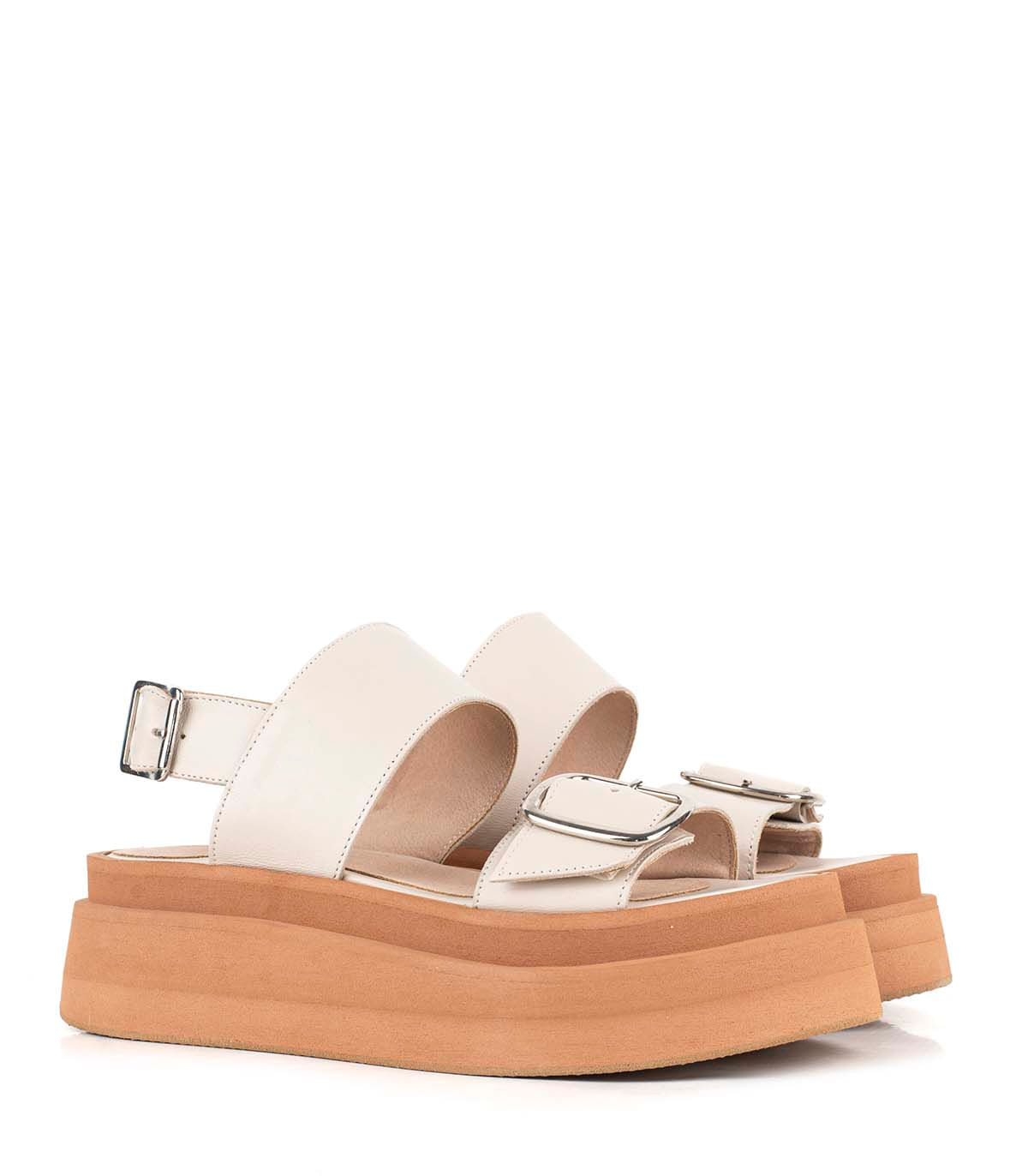 Sandalias de cuero con plataforma y hebillas metálicas — imagen 4