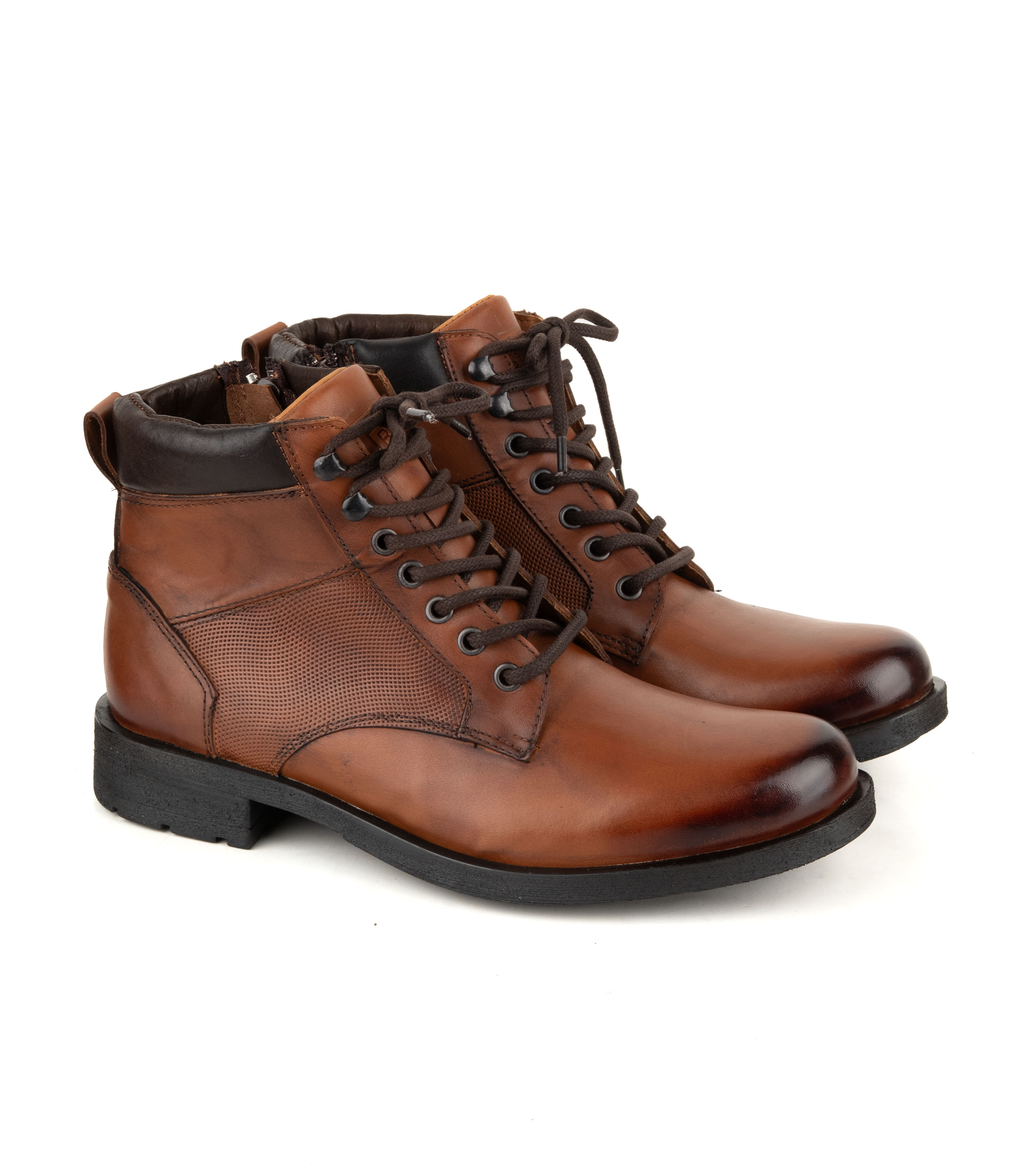 Borcego de cuero con cierre lateral y cordones Batistella — imagen 5