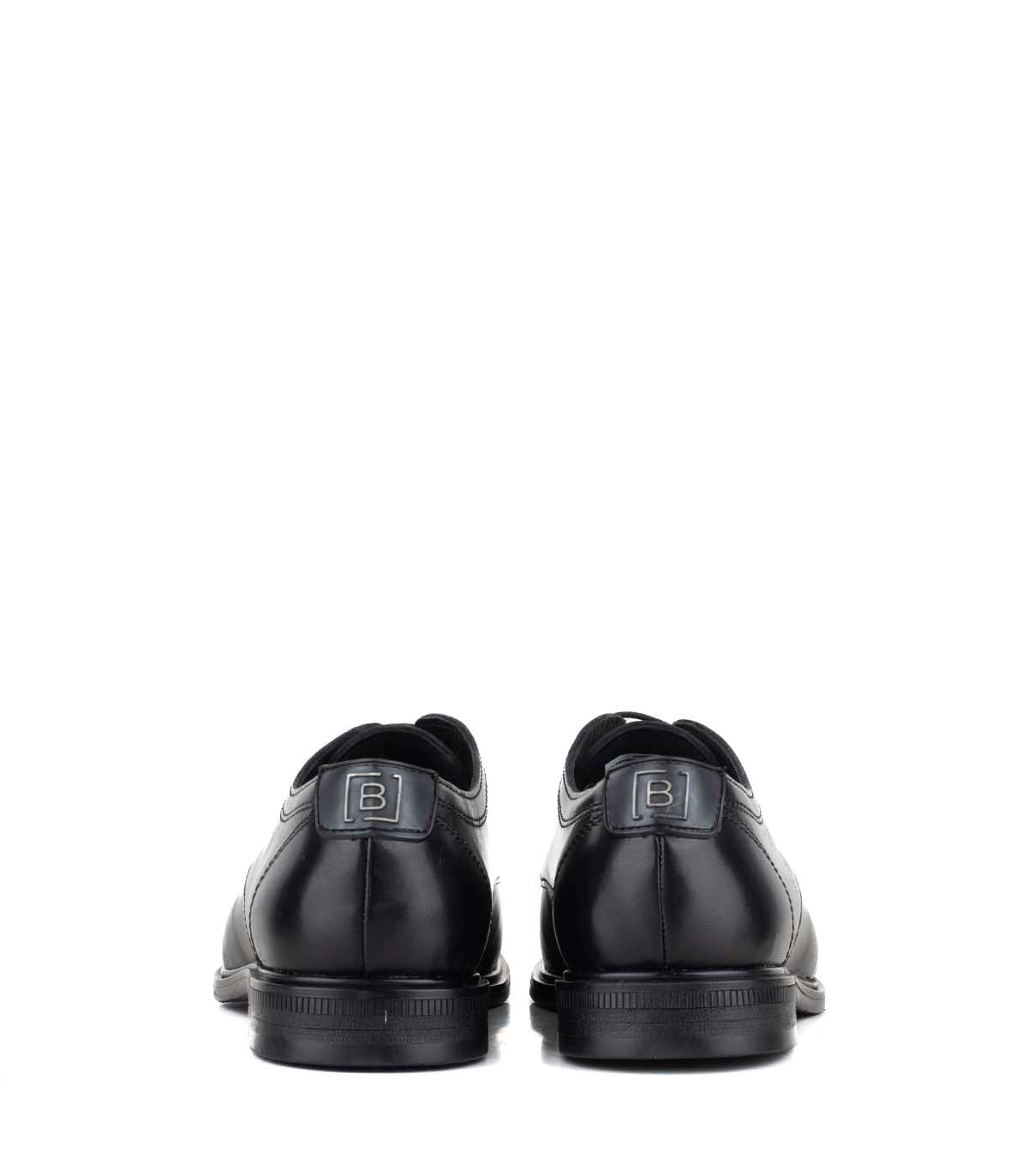 Zapato clásico de cuero con cordones — imagen 4