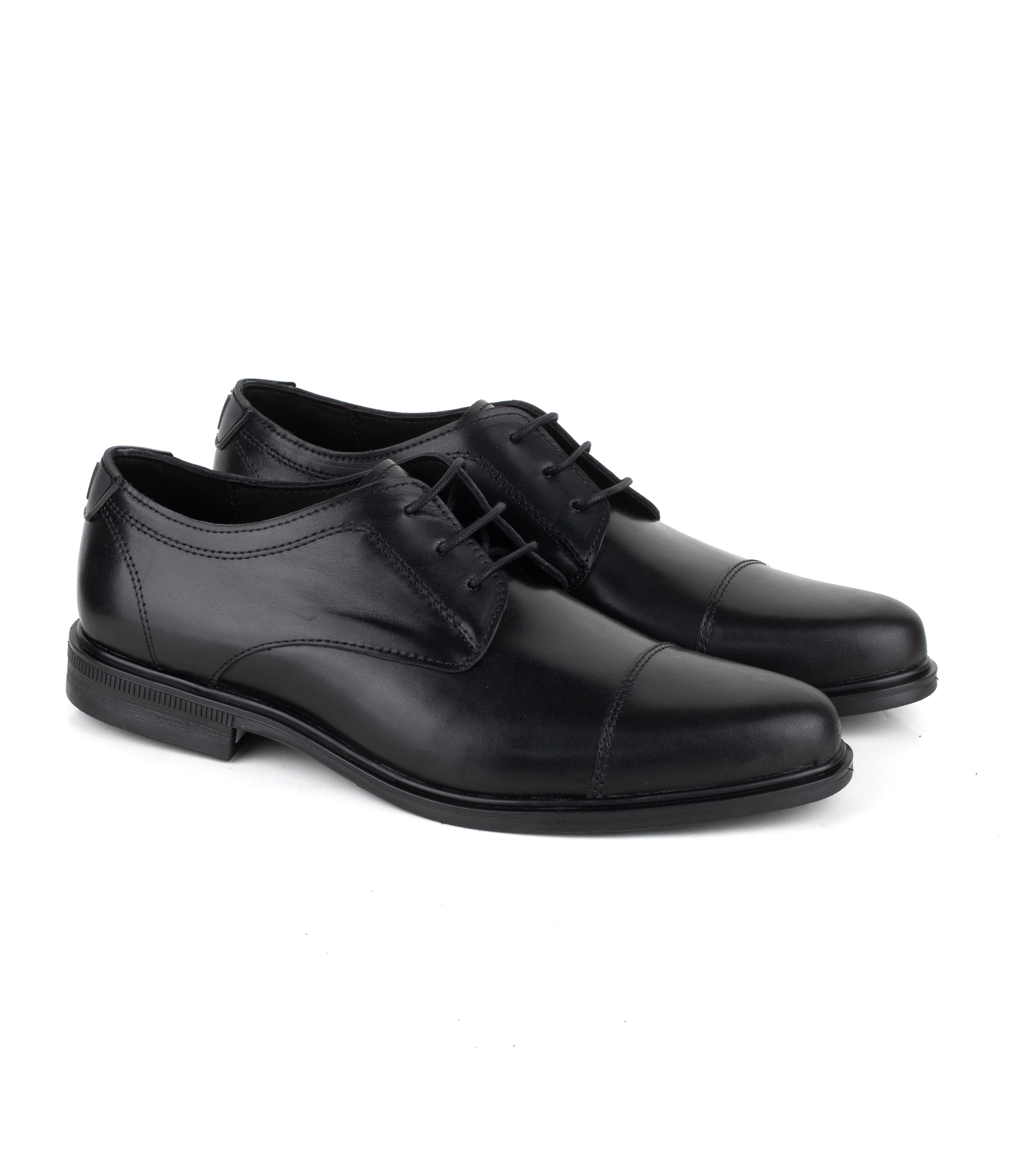 Zapato clásico de cuero con cordones — imagen 6