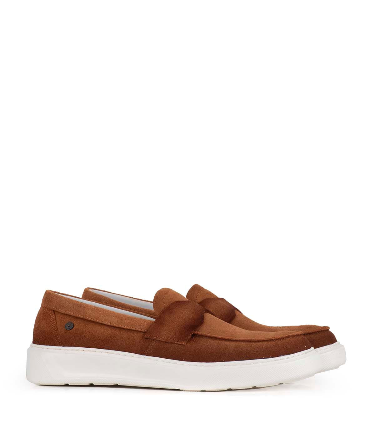 Mocasín de cuero o gamuza con base blanca — imagen 5