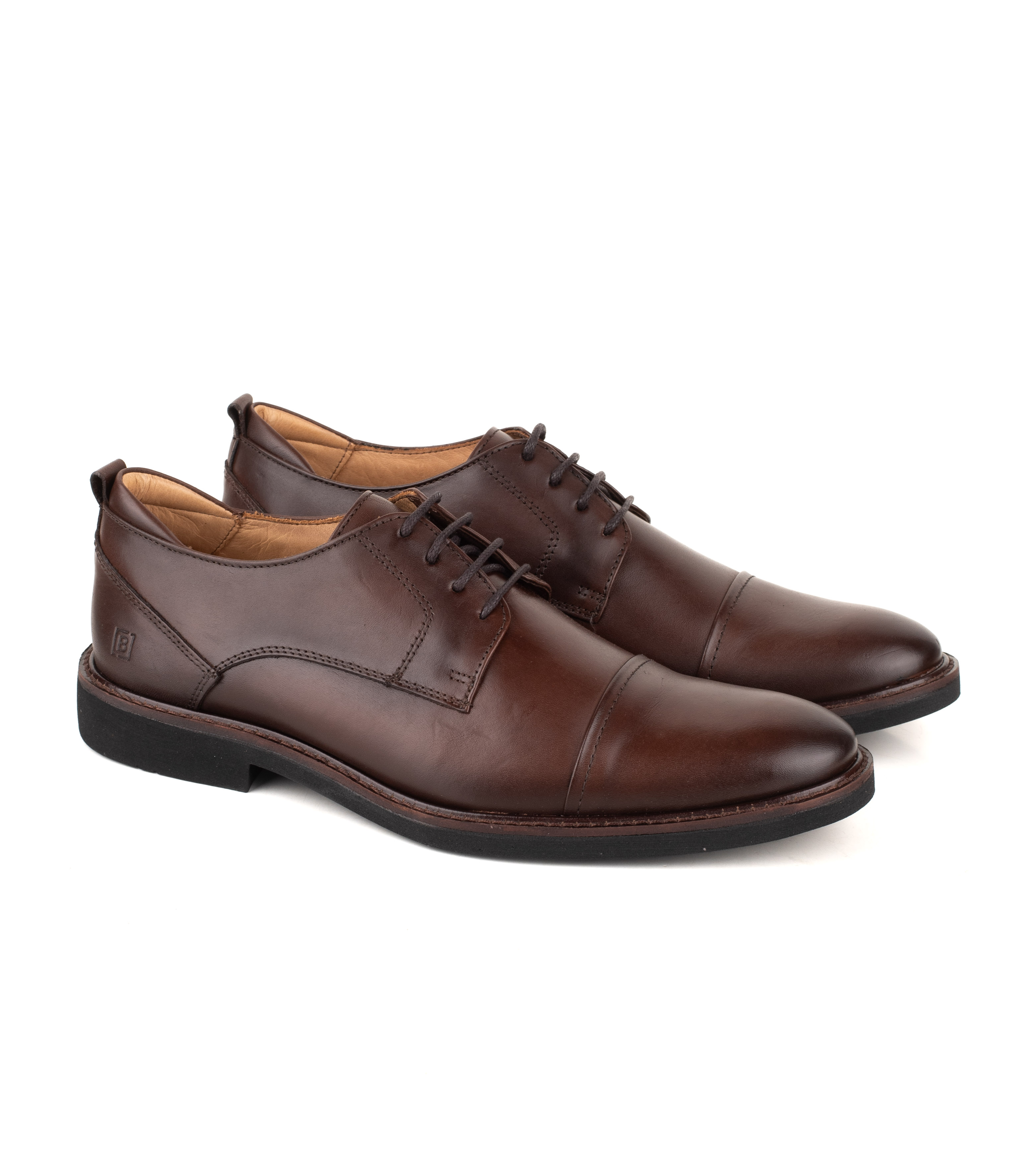 Zapato de vestir clásico en cuero Batistella — imagen 5