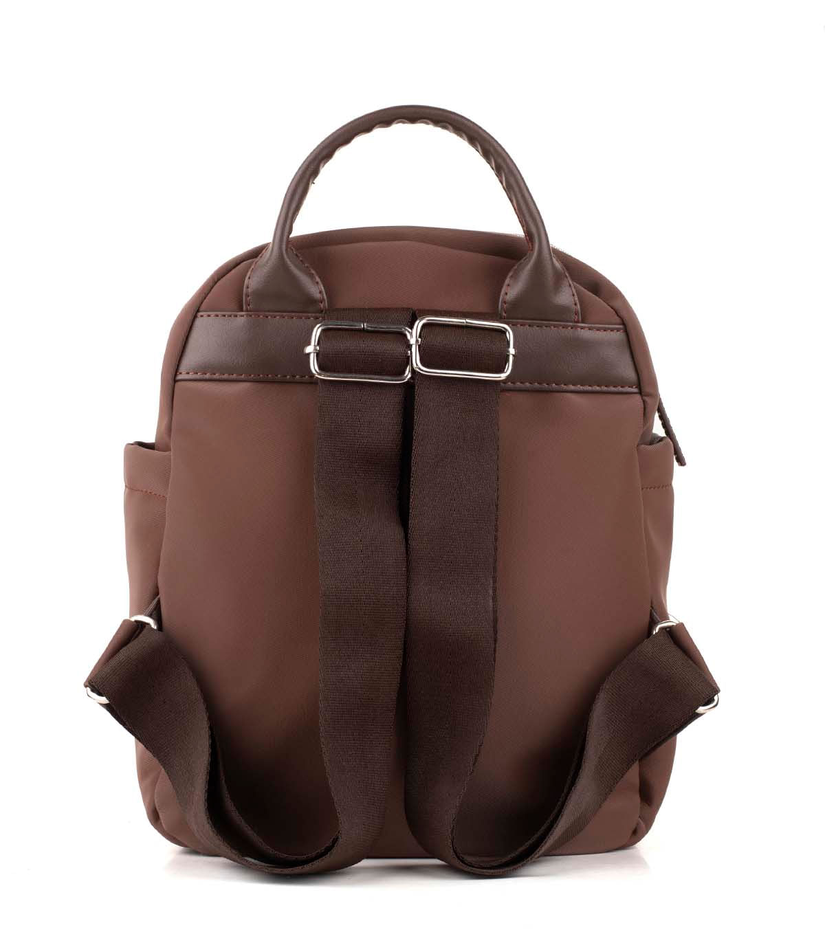 Mochila de simil cuero con bolsillo frontal — imagen 3