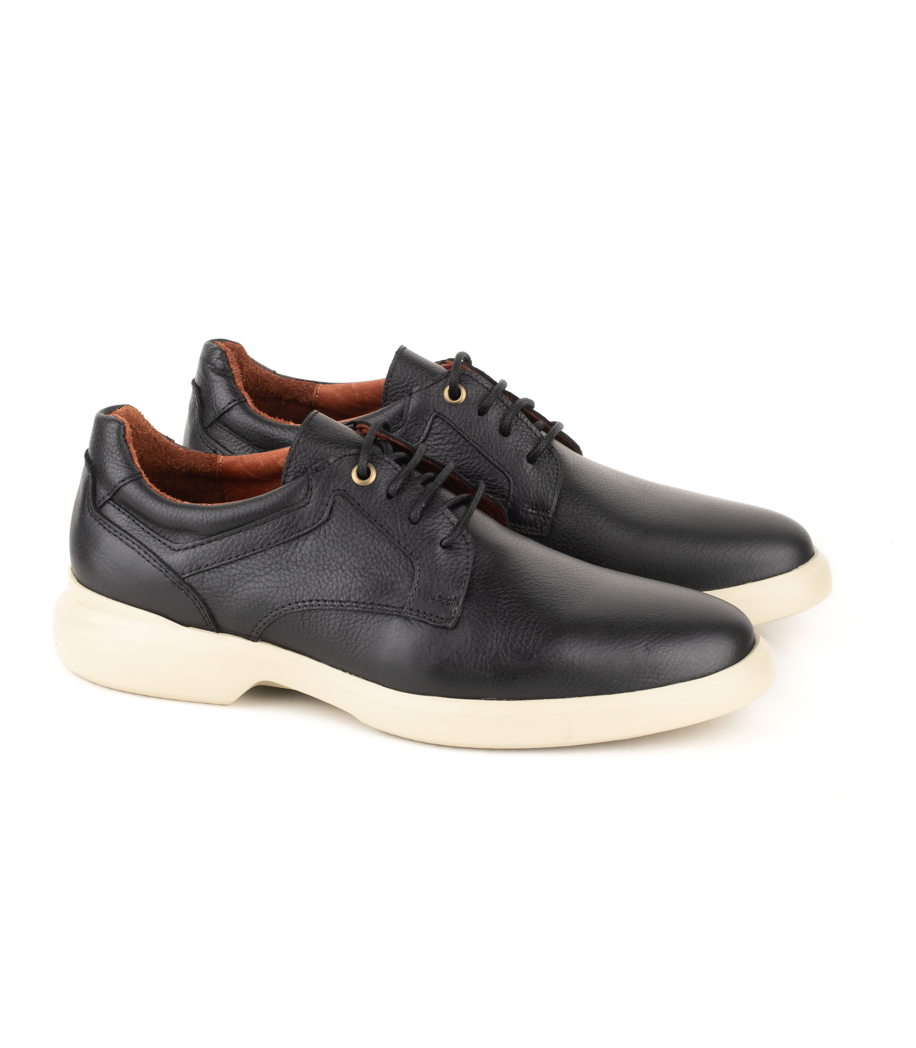 Zapato de cuero con cordones y suela deportiva camel Batistella — imagen 5