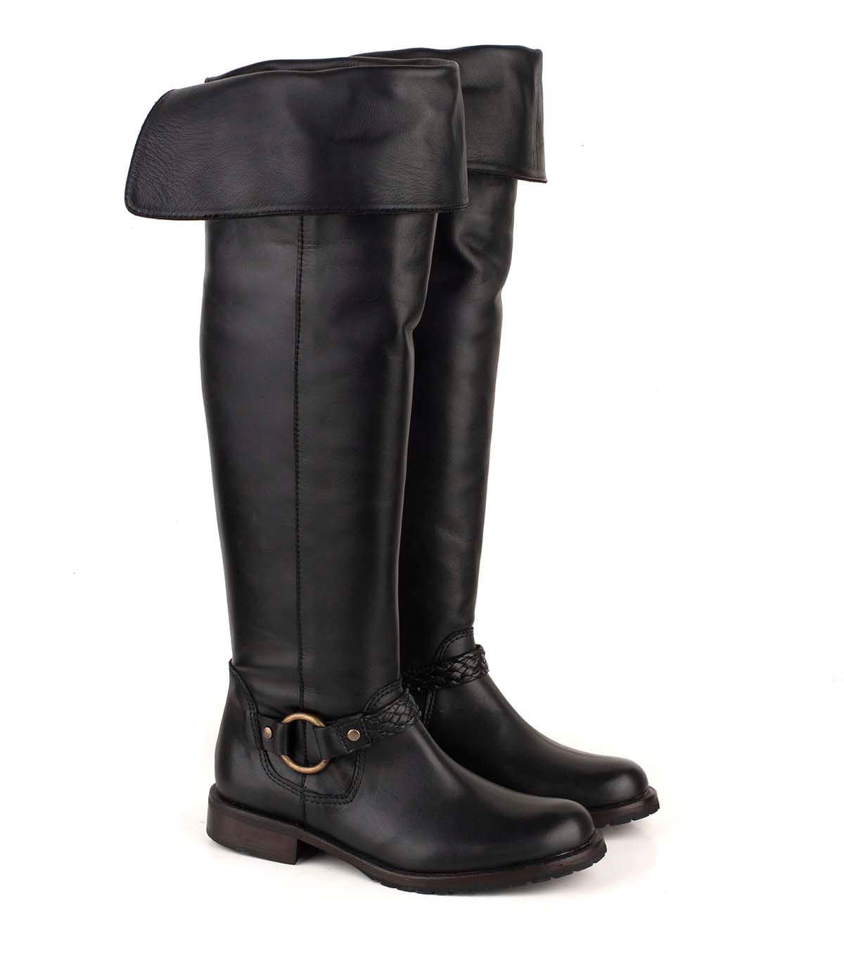 Bota alta de cuero lisa con detalle de aro metálico — imagen 6