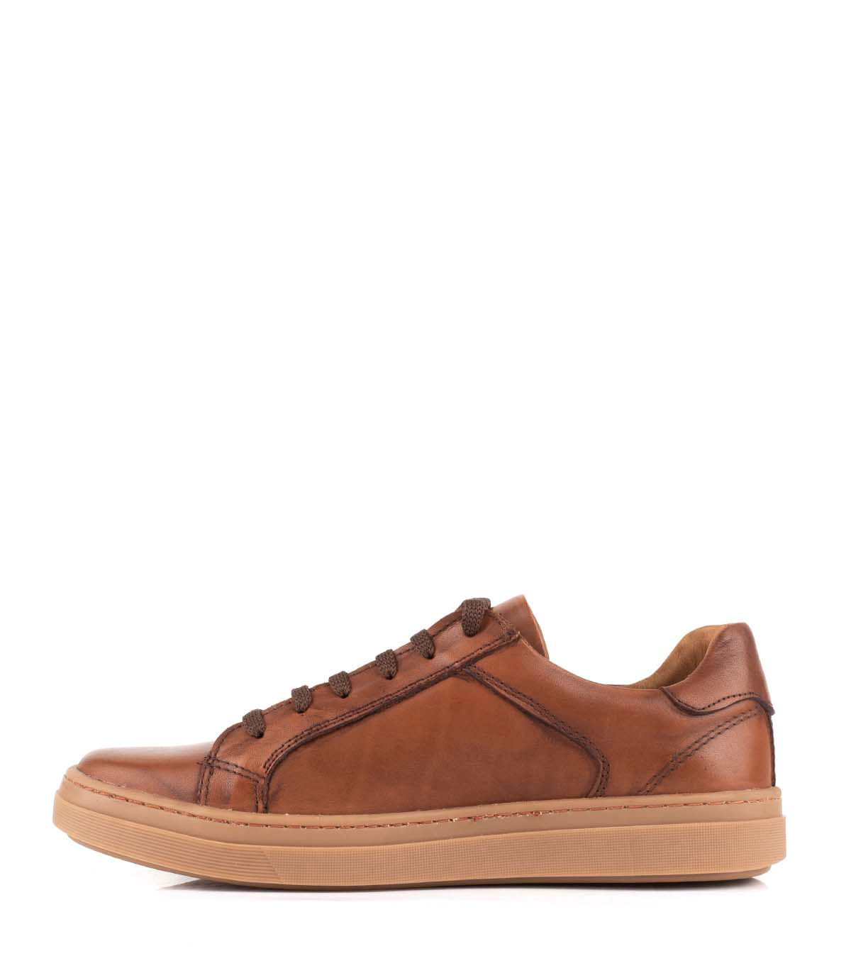 Zapatilla urbana de cuero acordonada — imagen 2