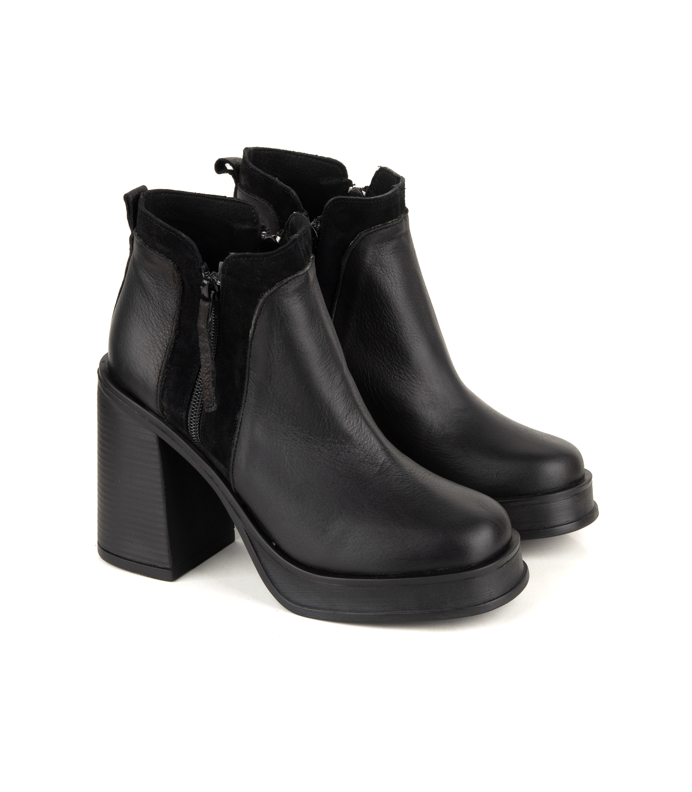 Botas cortas de cuero con plataforma — imagen 4