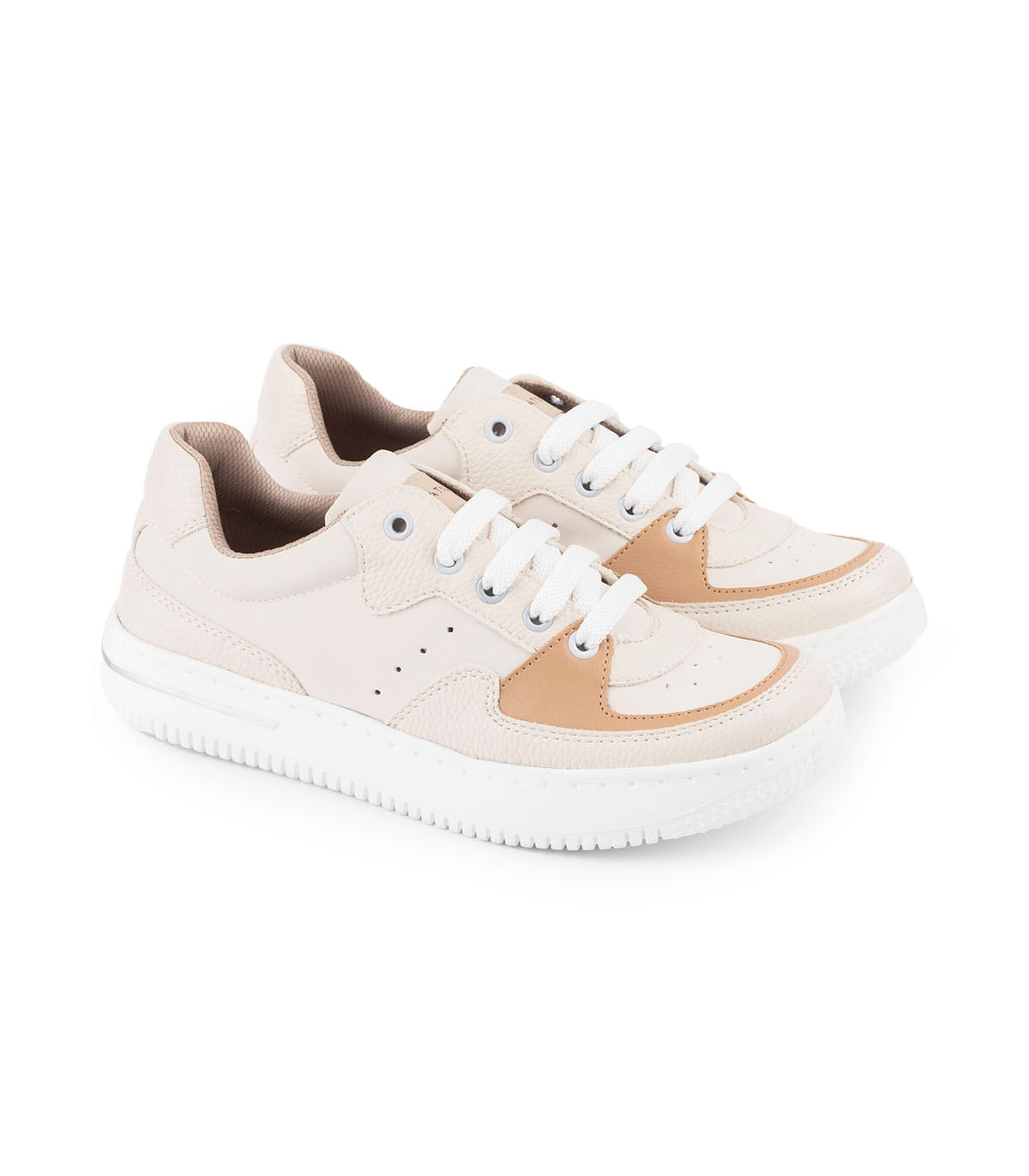 Zapatilla urbana en simil cuero combinada con suela confort — imagen 5