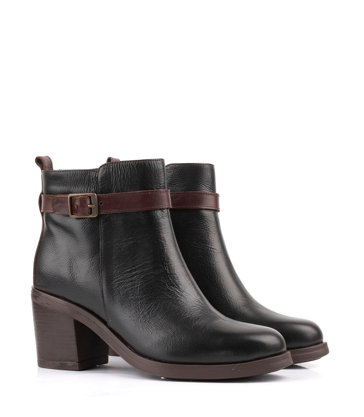 Botas cortas de cuero con hebilla y taco medio — imagen 5