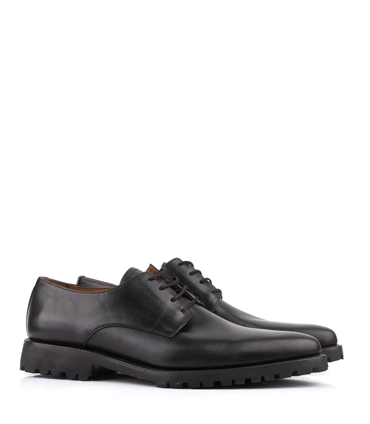 Zapatos acordonados de cuero con base tractorada - Batistella — imagen 4