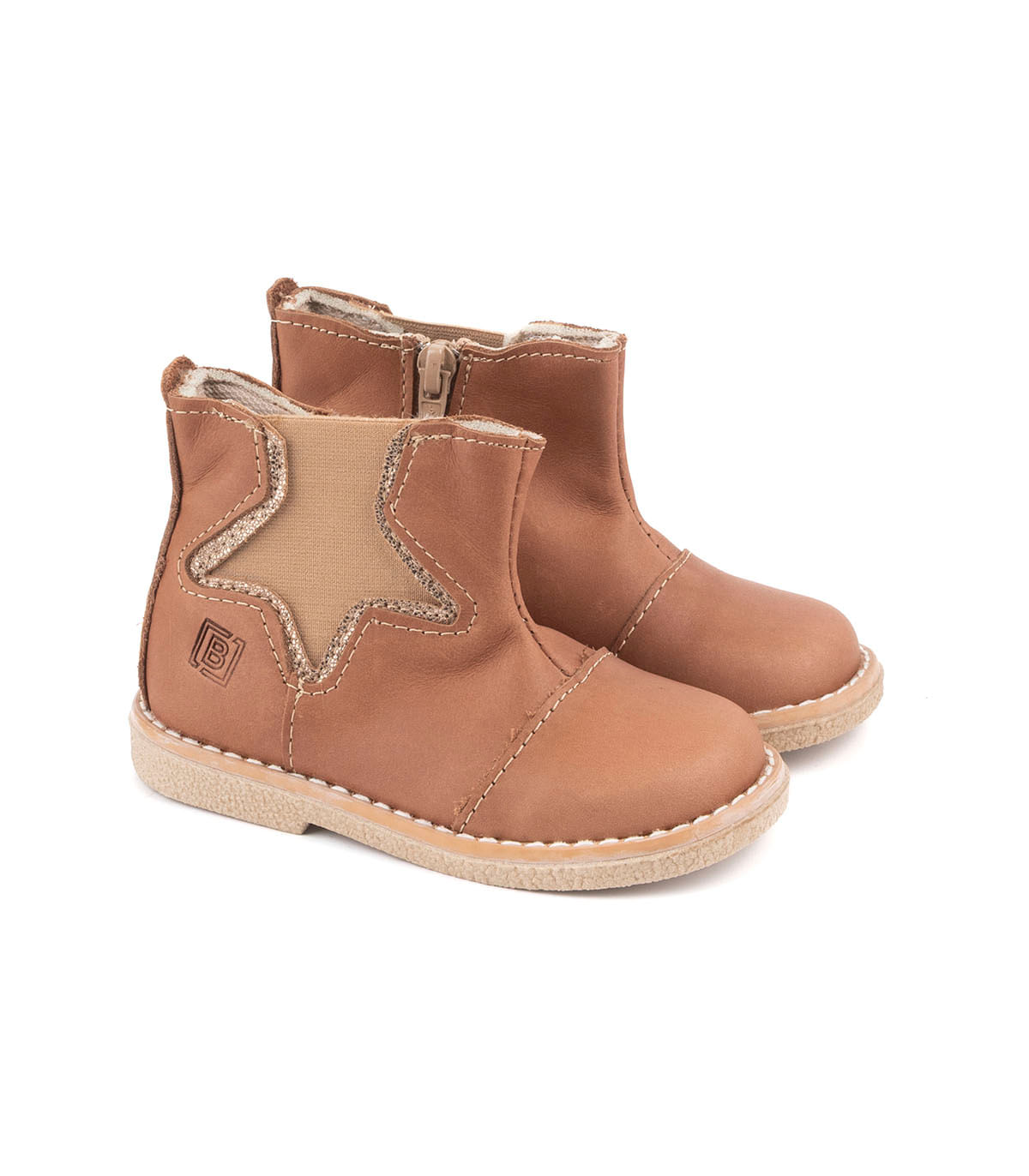 Bota corta infantil de cuero con detalle estrella — imagen 5