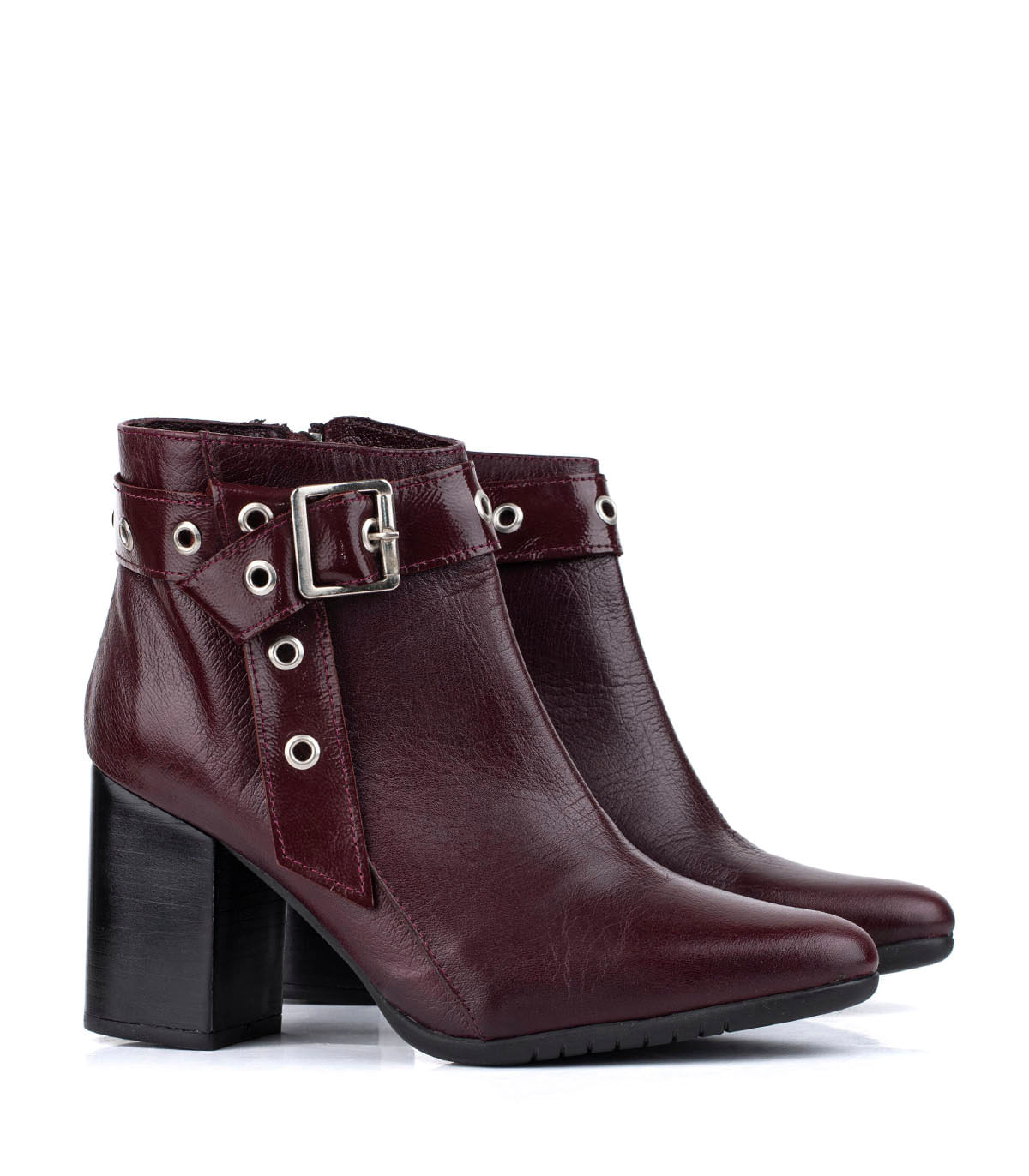 Bota corta de cuero con detalle de hebilla — imagen 4