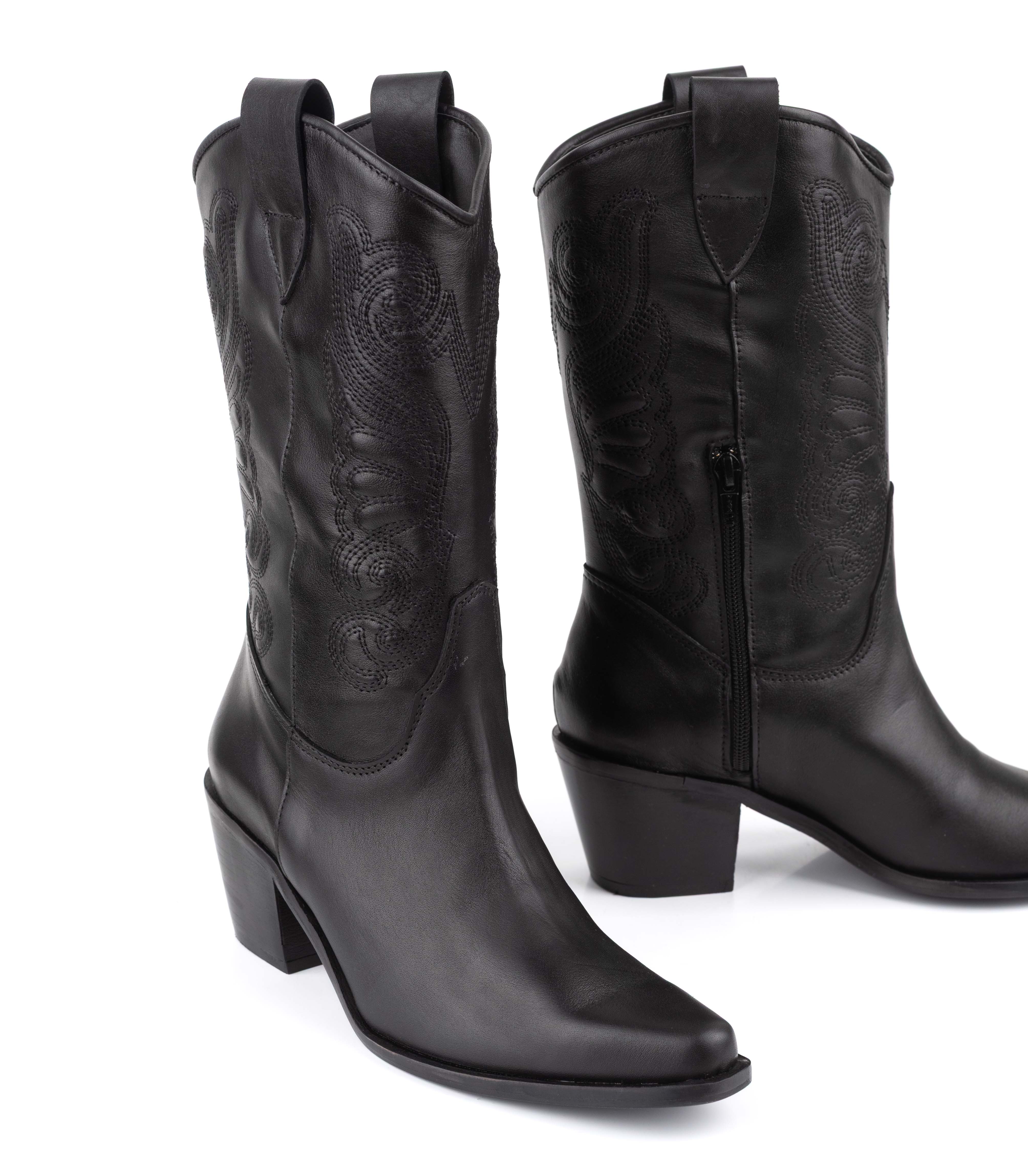 Bota texana en cuero con bordado y taco medio de Batistella — imagen 8