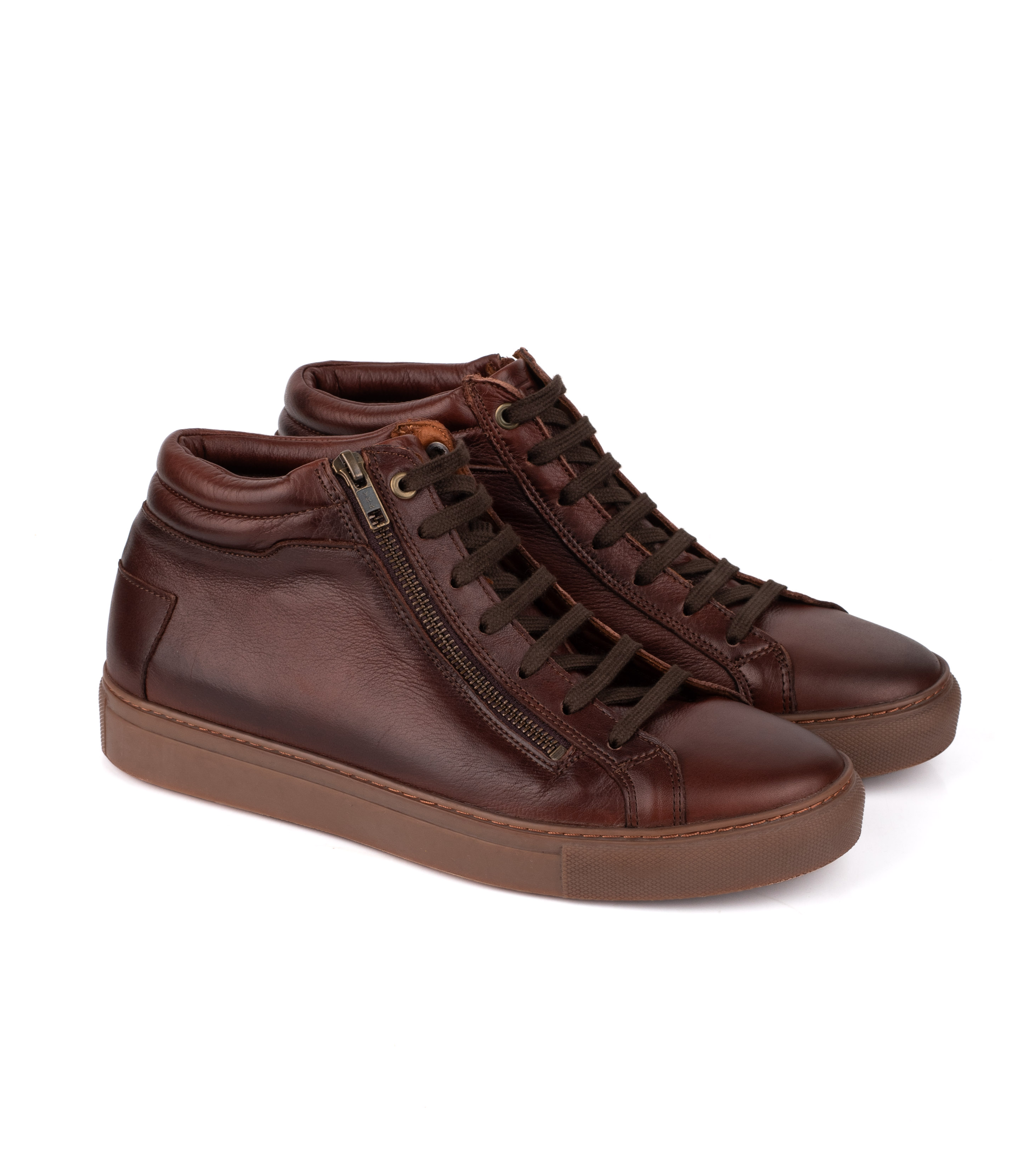 Zapatilla urbana de cuero con cierre lateral Batistella — imagen 5