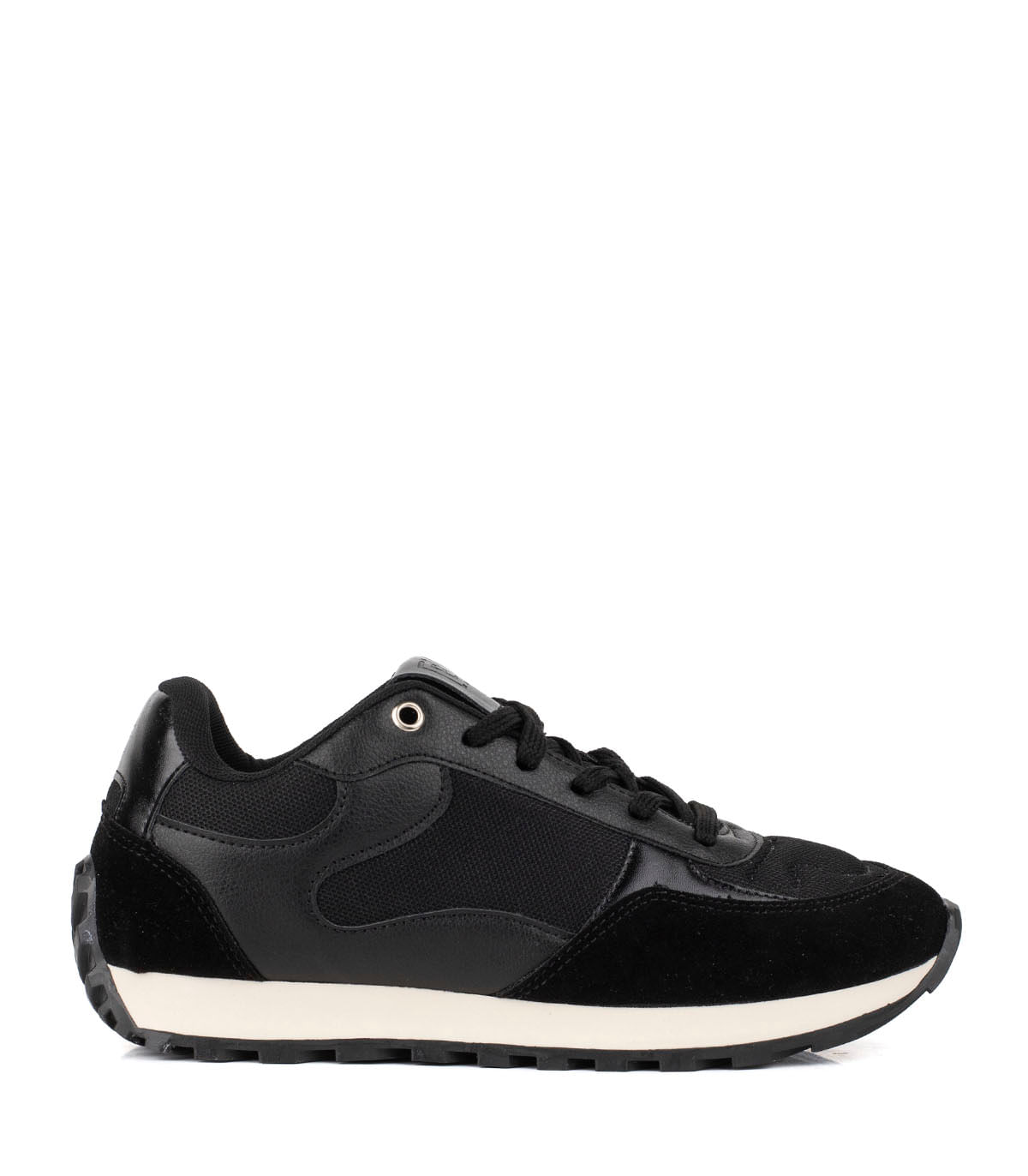 Zapatilla urbana deportiva de simil cuero Batistella