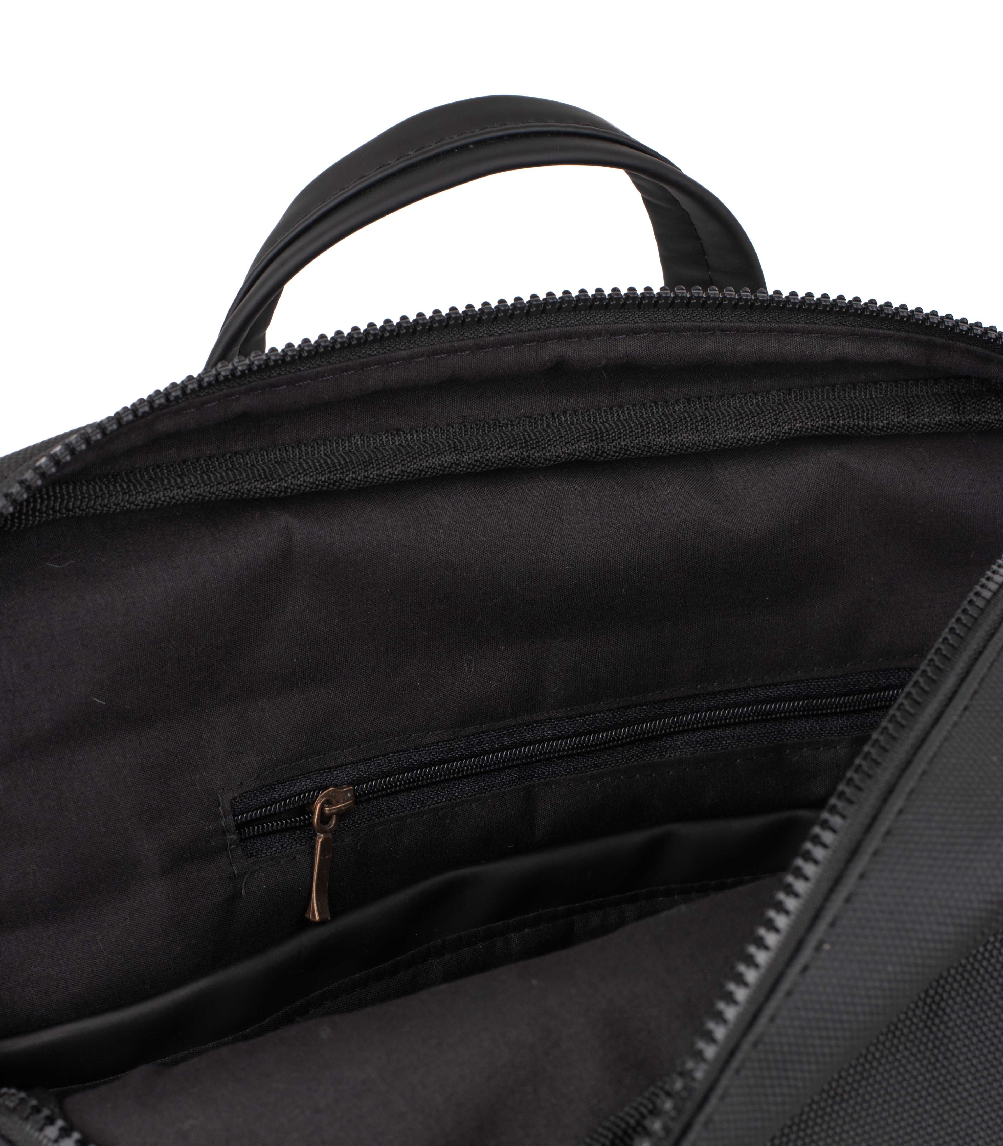 Mochila de tela con bolsillo frontal Batistella — imagen 6